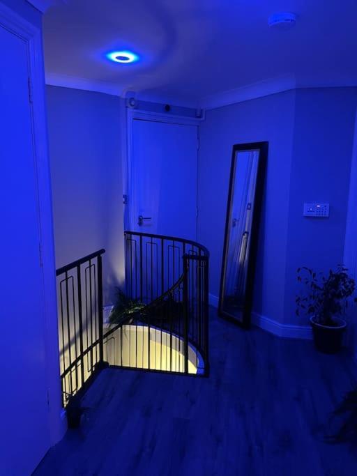 The Exclusive Jacuzzi Apartment Birmingham Exterior foto